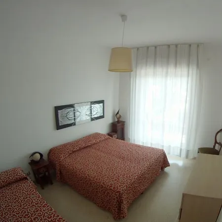 Casa Vacanze Perla Marina - By Mamberto S.r.l. 3*