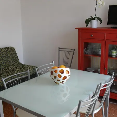 Casa Vacanze Perla Marina - By Mamberto S.r.l. Apartahotel Pietra Ligure